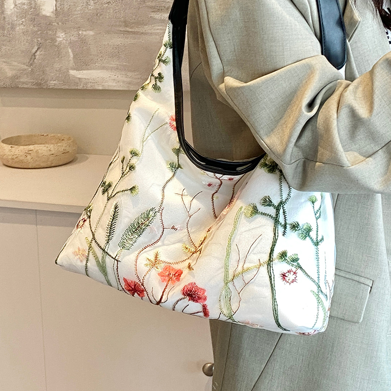 กระเป๋าผู้หญิงสวยๆ กระเป๋าสะพายข้างผู้หญิง กระเป๋าแบรนด์COOL BAG