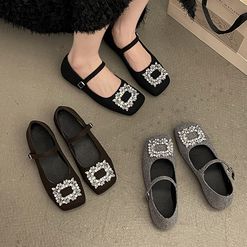 รองเท้าคัทชูผู้หญิงส้นเตี้ย ใส่สบาย มีขนาด35-40