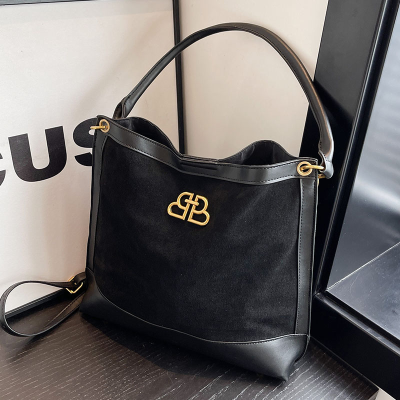 กระเป๋าผู้หญิงสวยๆ กระเป๋าสะพายข้างผู้หญิง กระเป๋าแบรนด์COOL BAG