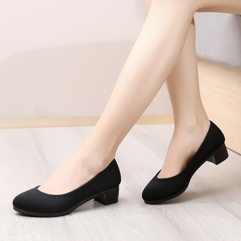 รองเท้าผ้าใบผู้หญิง ใส่สบาย รองเท้าผ้าใบใส่เที่ยวผู้หญิง มีSIZE 35 36 37 38 39 40