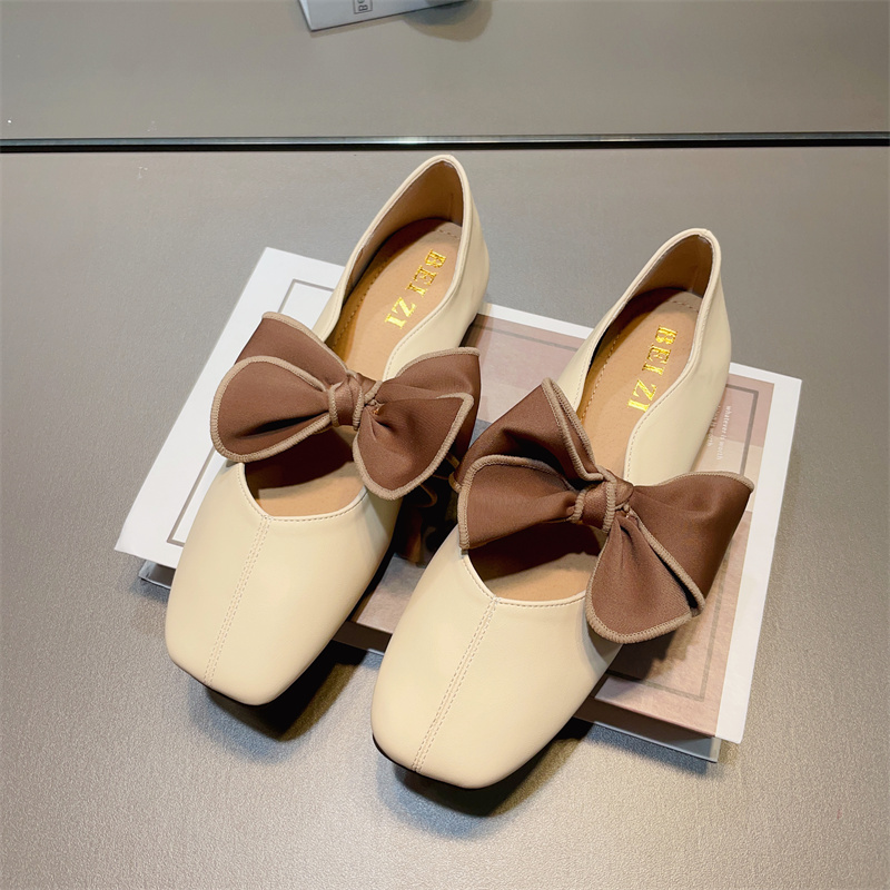 รองเท้าคัทชูผู้หญิงส้นเตี้ย ใส่สบาย มีขนาด35-40