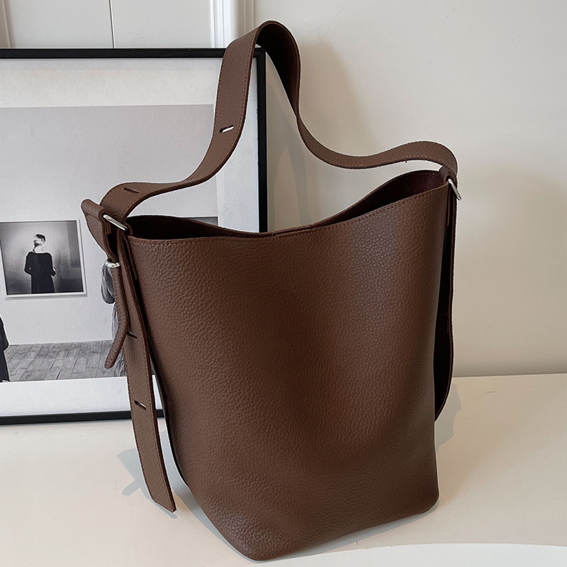 กระเป๋าผู้หญิงสวยๆ กระเป๋าสะพายข้างผู้หญิง กระเป๋าแบรนด์COOL BAG