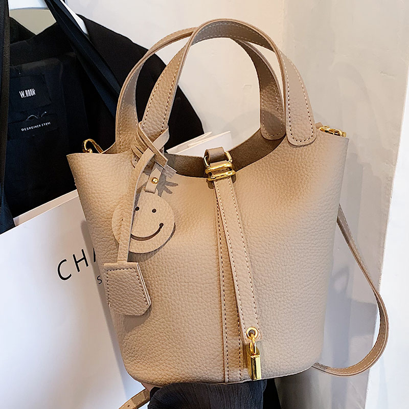 กระเป๋าผู้หญิงสวยๆ กระเป๋าสะพายข้างผู้หญิง กระเป๋าแบรนด์COOL BAG