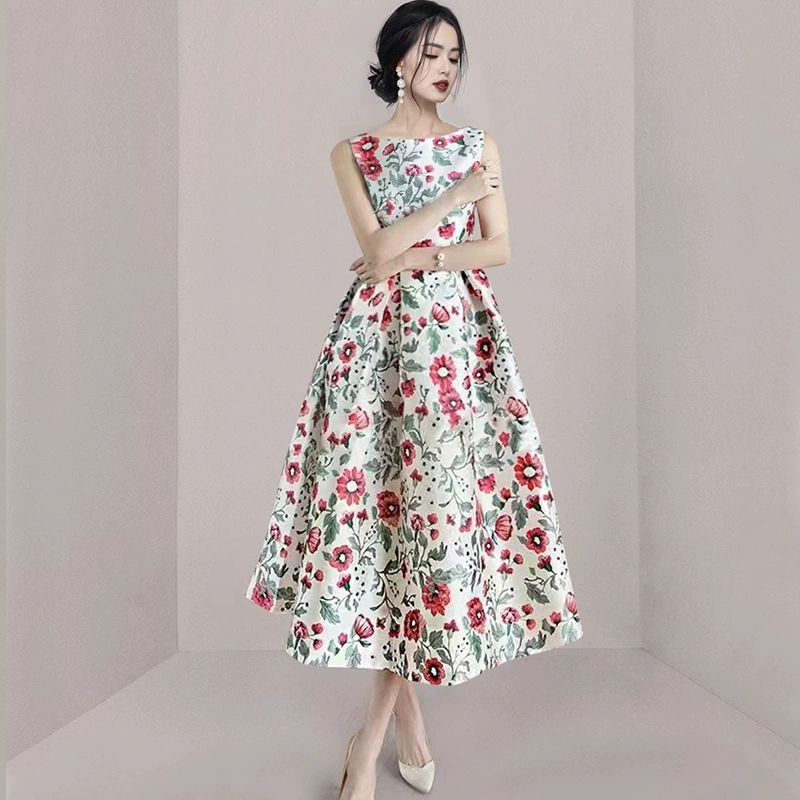 ชุดเดรสยาวสวยๆ ชุดกระโปรงยาว ชุดเดรสยาว ชุดแซกยาว มีขนาด S M L XL สนใจทักแชท