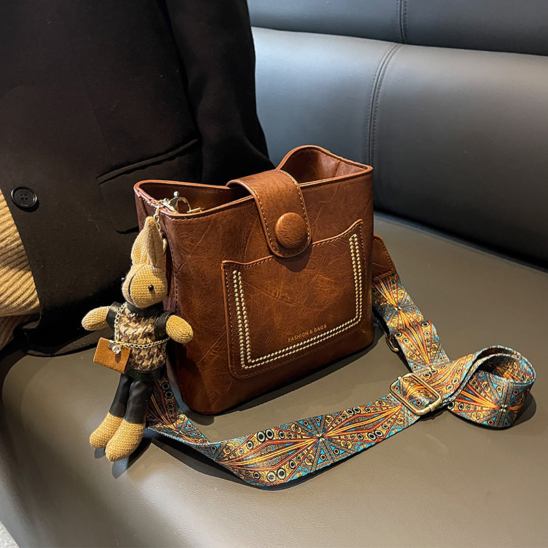 กระเป๋าผู้หญิงสวยๆ กระเป๋าสะพายข้างผู้หญิง กระเป๋าแบรนด์COOL BAG