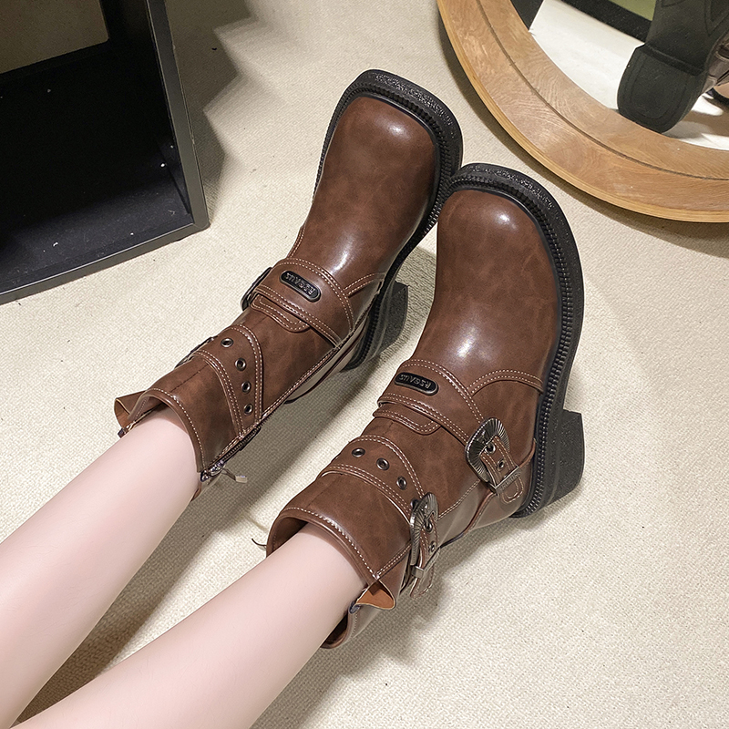 รองเท้าบูทแฟชั่นหญิง มีขนาดให้สั่งซื้อ 35 36 37 38 39 40 แจ้งขนาดในช่องหมายเหตุ