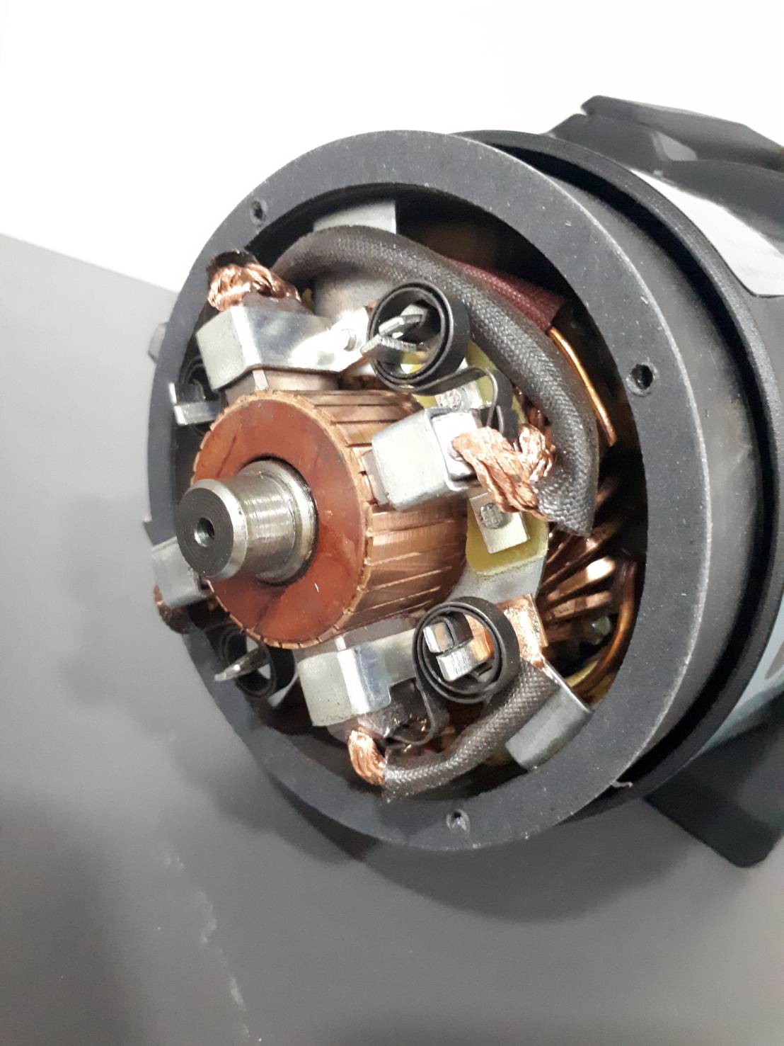 ชุดแปรงถ่านวินซ์