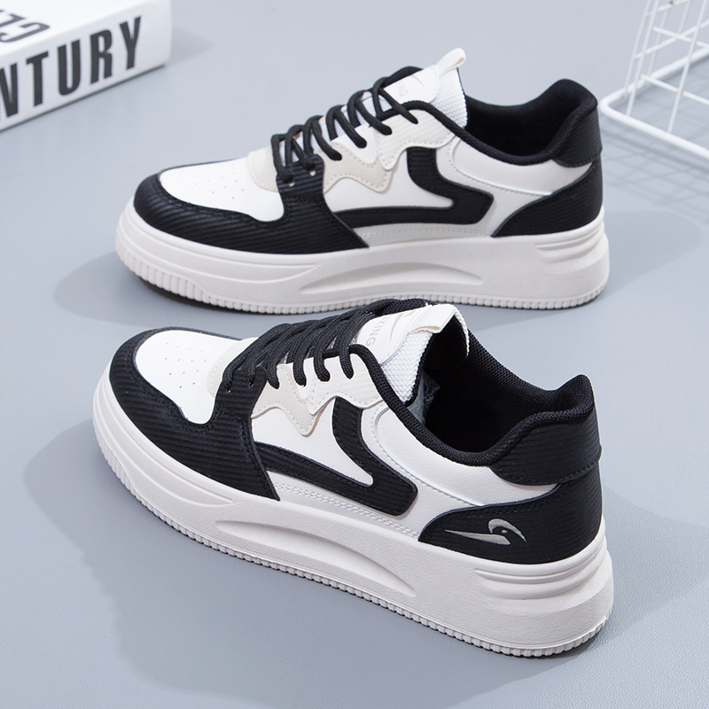 รองเท้าผ้าใบผู้หญิง ใส่สบาย รองเท้าผ้าใบใส่เที่ยวผู้หญิง มีSIZE 35 36 37 38 39 40