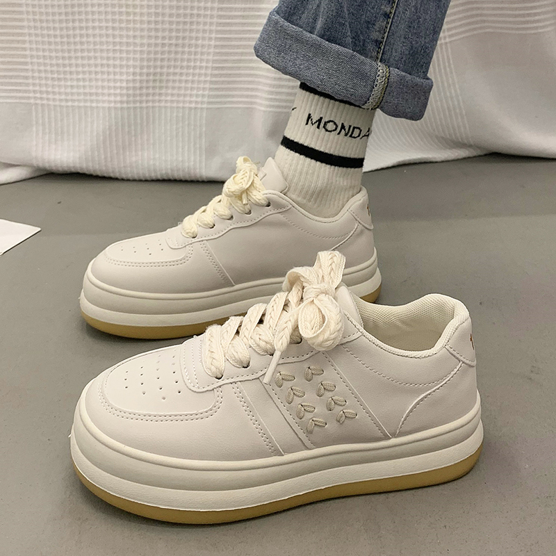 รองเท้าผ้าใบผู้หญิง ใส่สบาย รองเท้าผ้าใบใส่เที่ยวผู้หญิง มีSIZE 35 36 37 38 39 40