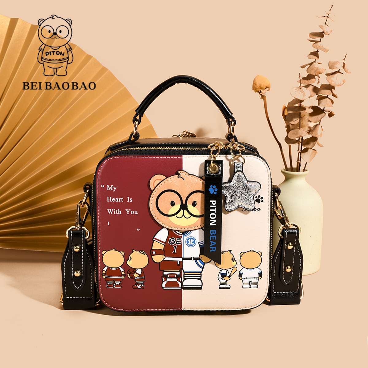 กระเป๋าผู้หญิงสวยๆ กระเป๋าสะพายข้างผู้หญิง กระเป๋าแบรนด์ BEAR BAG กระเป๋าหมีสุดคิ้ว!