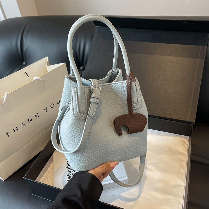 กระเป๋าผู้หญิงสวยๆ กระเป๋าสะพายข้างผู้หญิง กระเป๋าแบรนด์COOL BAG