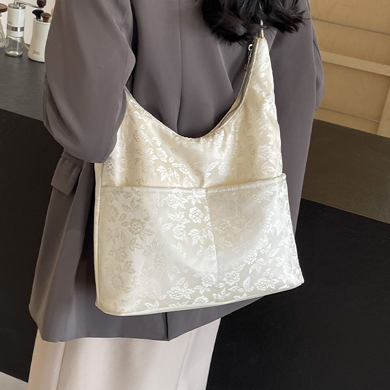 กระเป๋าผู้หญิงสวยๆ กระเป๋าสะพายข้างผู้หญิง กระเป๋าแบรนด์COOL BAG