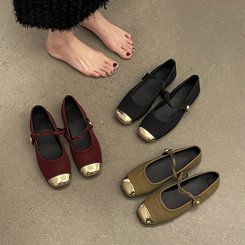 รองเท้าคัทชูผู้หญิงส้นเตี้ย ใส่สบาย มีขนาด35-40