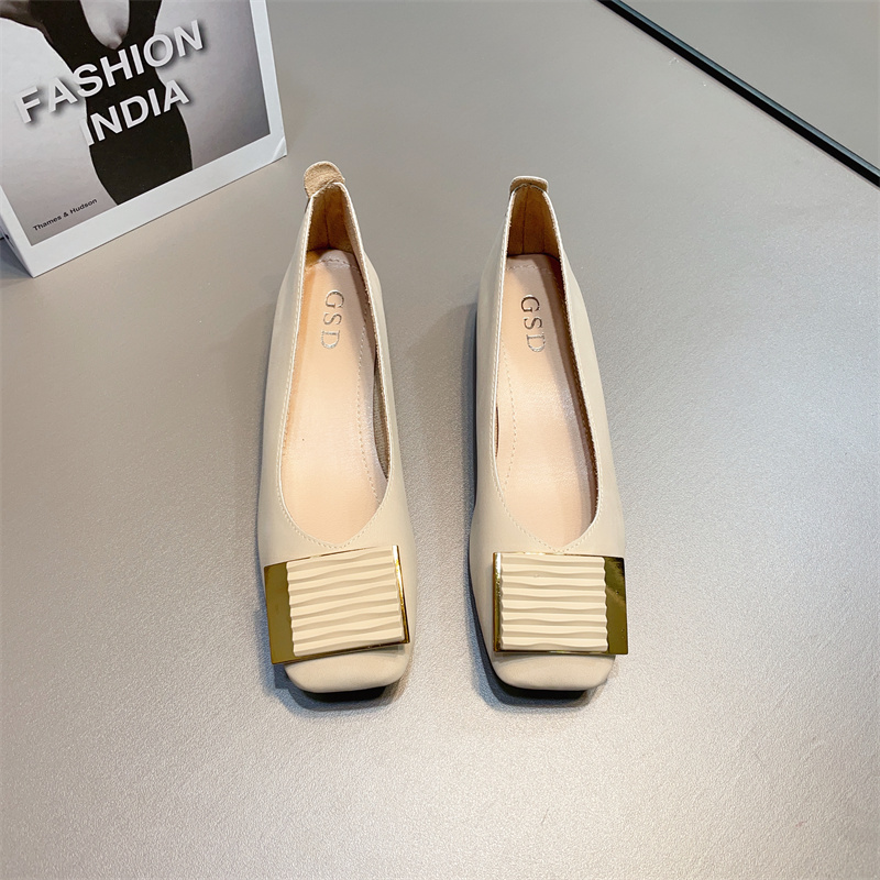 รองเท้าคัทชูผู้หญิงส้นเตี้ย ใส่สบาย มีขนาด35-40