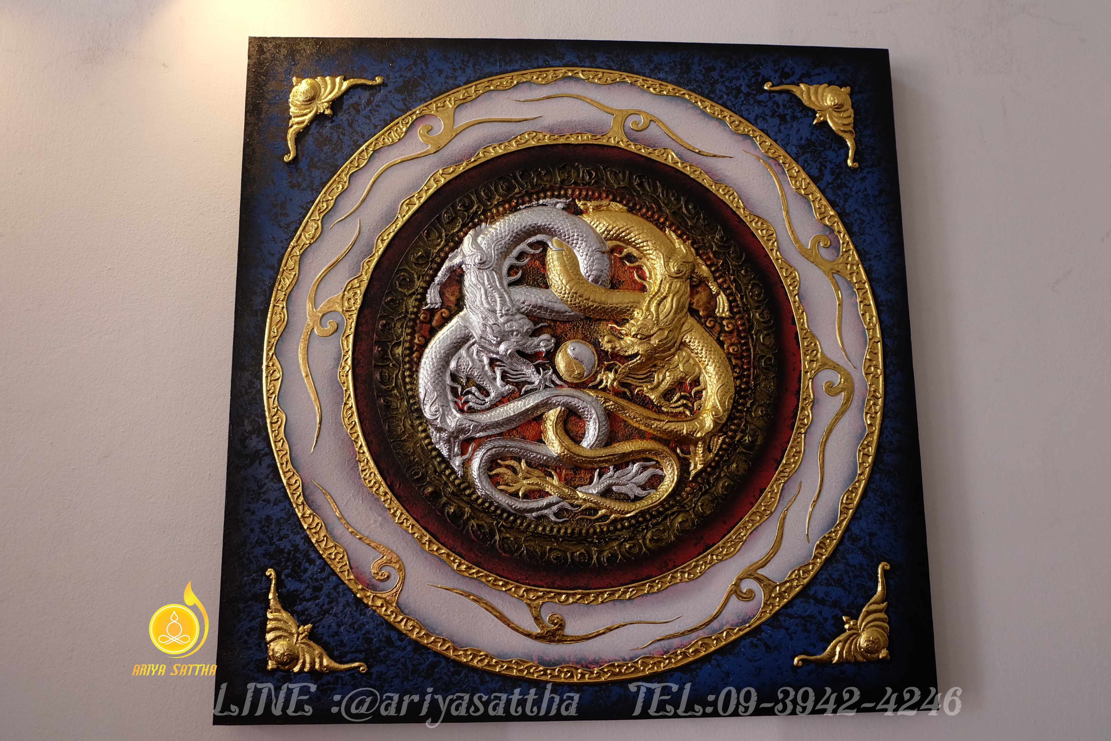 รูปมังกรเงิน มังกรทอง ภาพมงคล ขนาด 80x80 cm.ตกแต่งบ้าน ของขวัญขึ้นบ้านใหม่ งาน handmade ภาพวาดปิดทองแต่งผนังบ้าน คอนโด