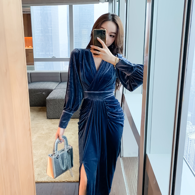 ชุดเดรสยาวสวยๆ สไตล์เกาหลี มีขนาด S M L XL สนใจทักแชท