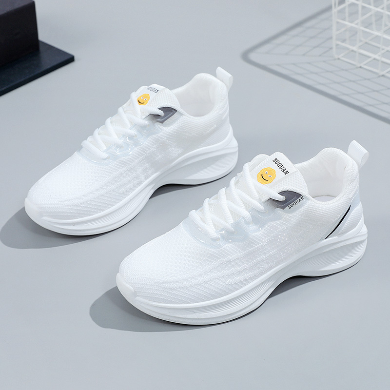 รองเท้าผ้าใบผู้หญิง ใส่สบาย รองเท้าผ้าใบใส่เที่ยวผู้หญิง มีSIZE 35 36 37 38 39 40