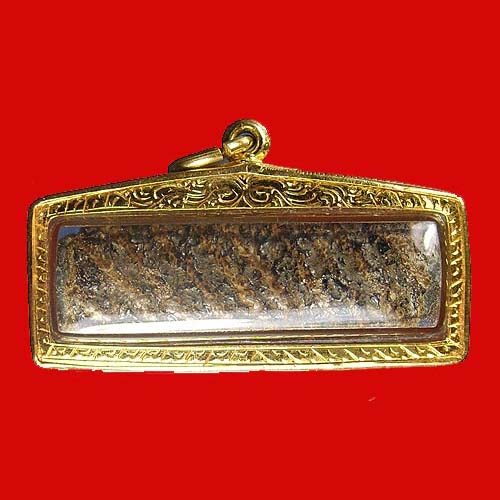 ตะกรุดเนื้อตะกั่วถักเชือกลงรัก หลวงปู่เอี่ยม วัดหนัง กทม.