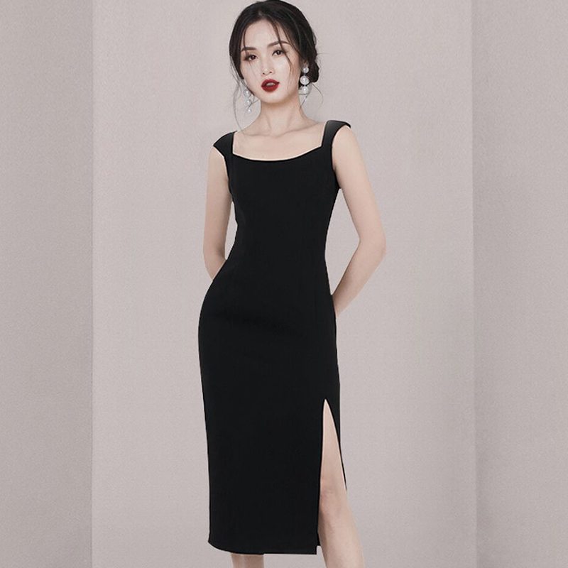 ชุดเดรสยาวสวยๆ สไตล์เกาหลี มีขนาด S M L XL สนใจทักแชท