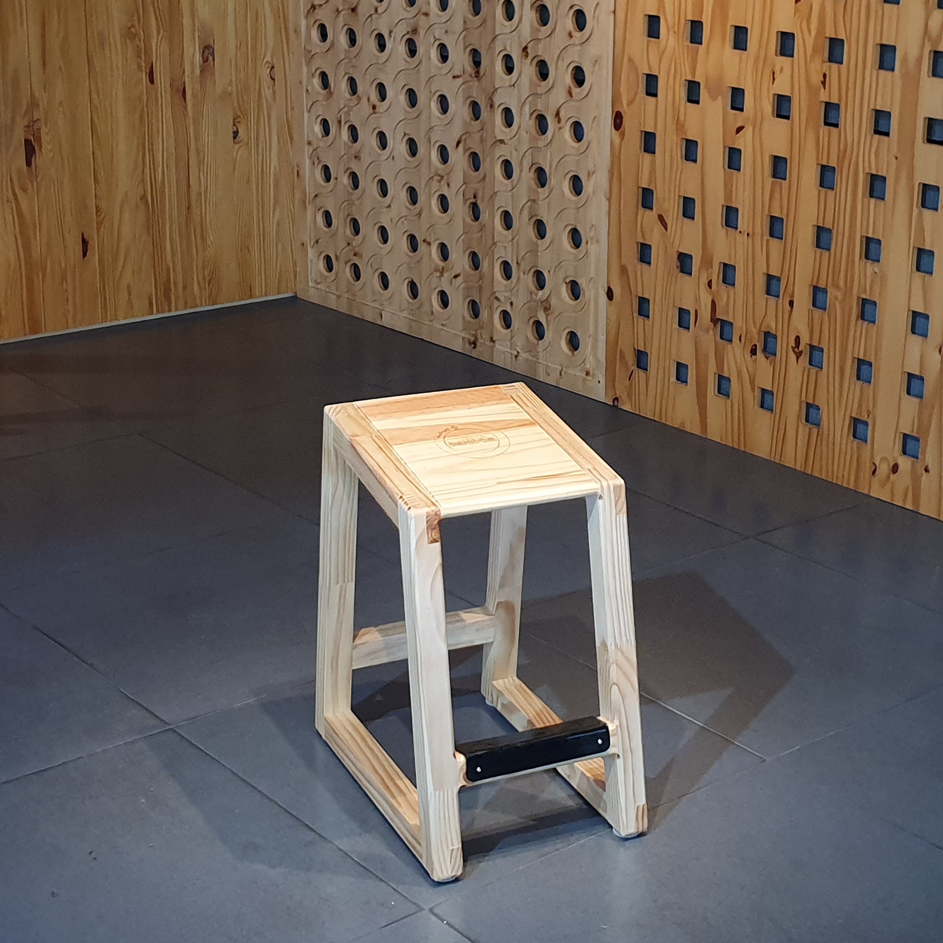 เก้าอี้ทรง A แบบเอียง (422-02)