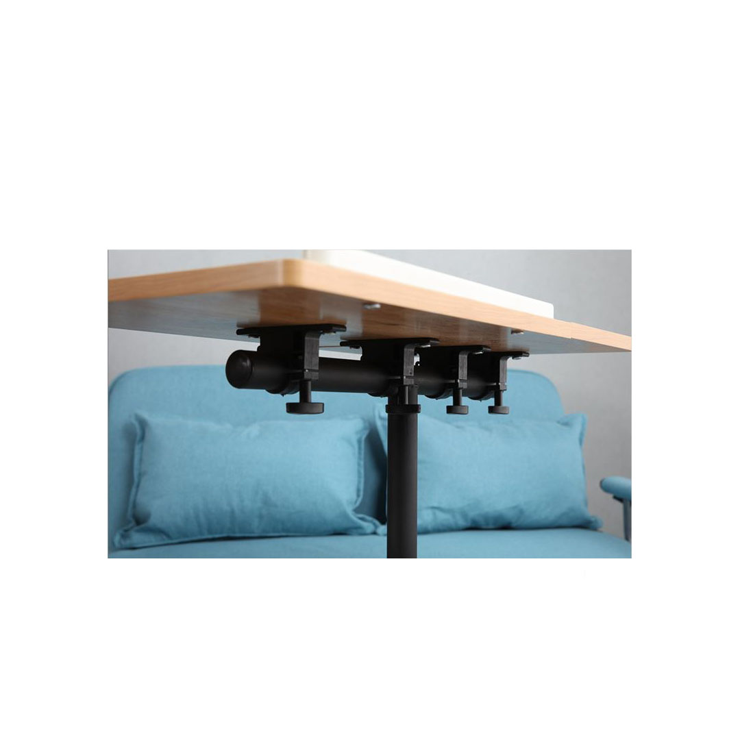 โต๊ะคอมพิวเตอร์ ปรับระดับได้ มีล้อเลื่อน