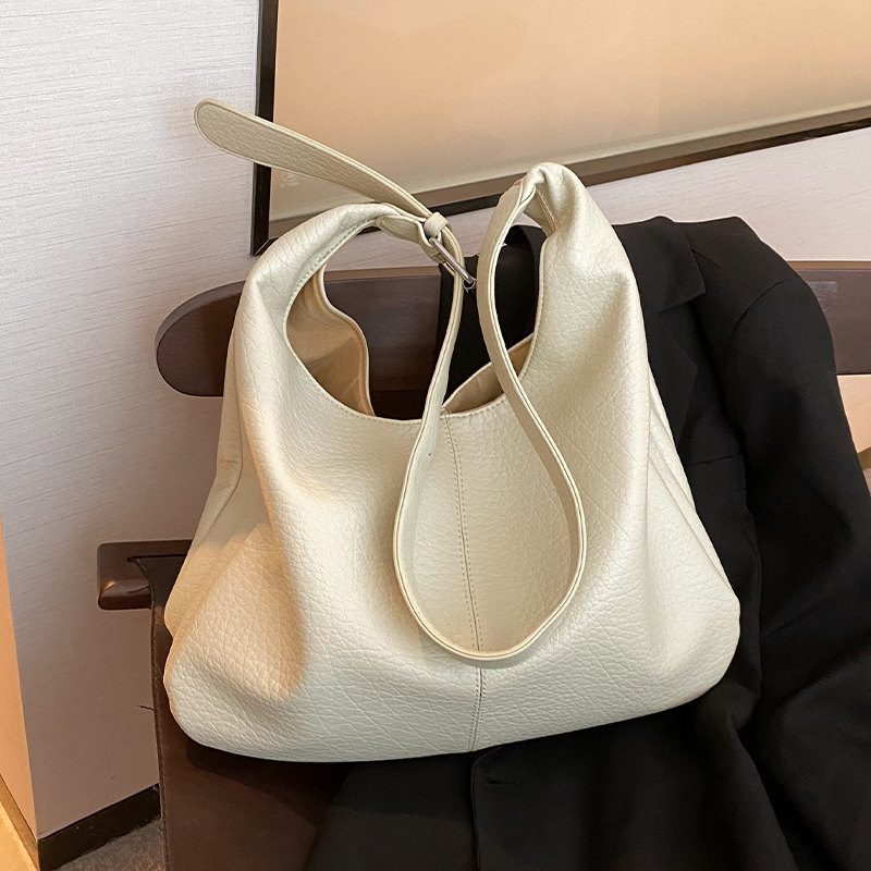 กระเป๋าผู้หญิงสวยๆ กระเป๋าสะพายข้างผู้หญิง กระเป๋าแบรนด์COOL BAG