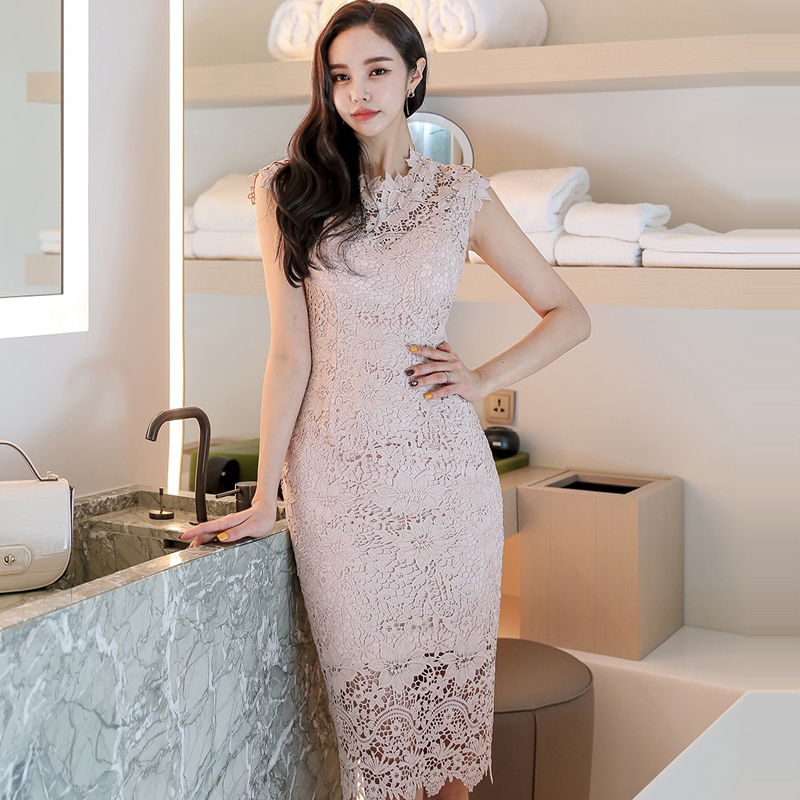 ชุดเดรสยาวสวยๆ สไตล์เกาหลี มีขนาด S M L XL สนใจทักแชท