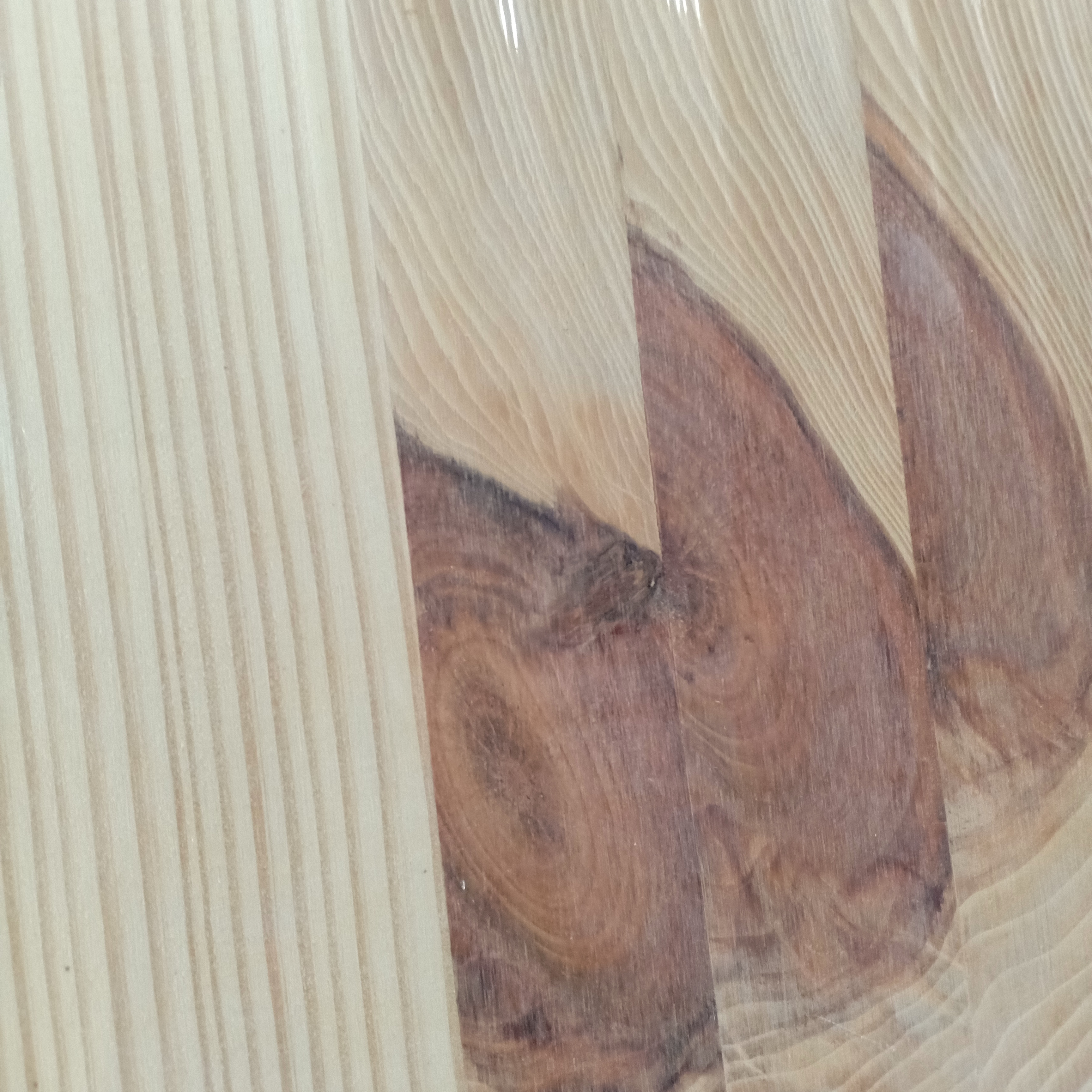 แผ่นไม้สนอเมริกา (มีตา) หนา 10 มม.