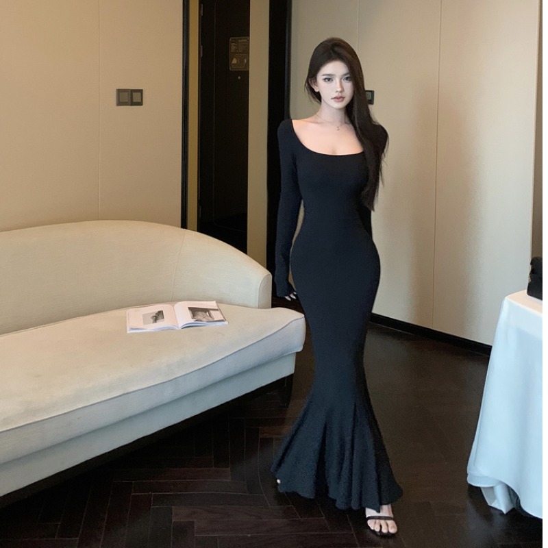 ชุดเดรสยาวสวยๆ สไตล์เกาหลี มีขนาด S M L XL สนใจทักแชท