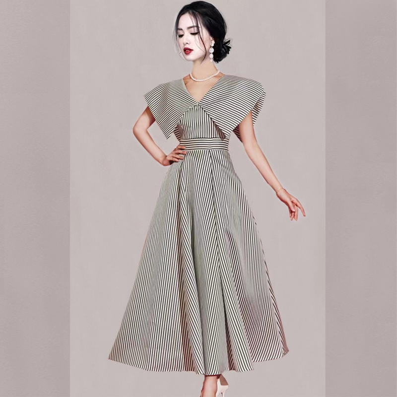 ชุดเดรสยาวสวยๆ ชุดเดรสยาวใส่สบาย ใส่ทำงาน มีขนาดS M L XL 2XL