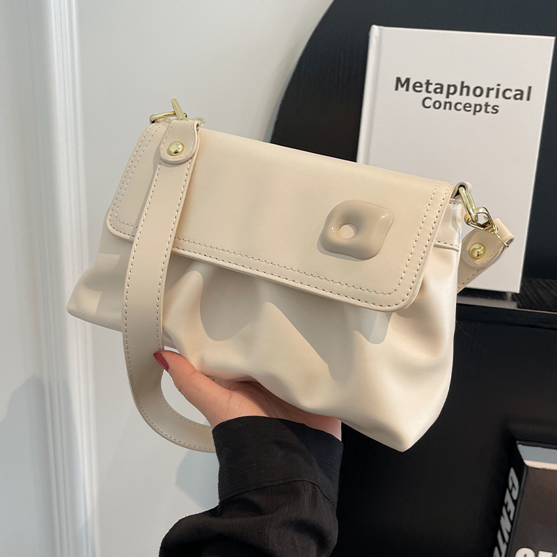 กระเป๋าผู้หญิงสวยๆ กระเป๋าสะพายข้างผู้หญิง กระเป๋าแบรนด์COOL BAG