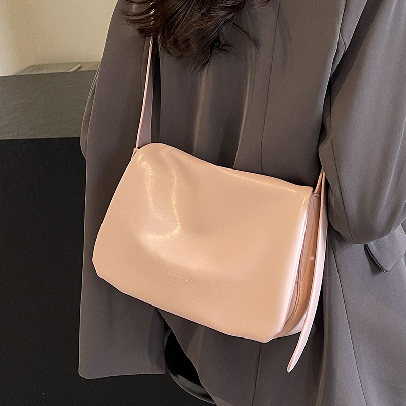 กระเป๋าผู้หญิงสวยๆ กระเป๋าสะพายข้างผู้หญิง กระเป๋าแบรนด์COOL BAG