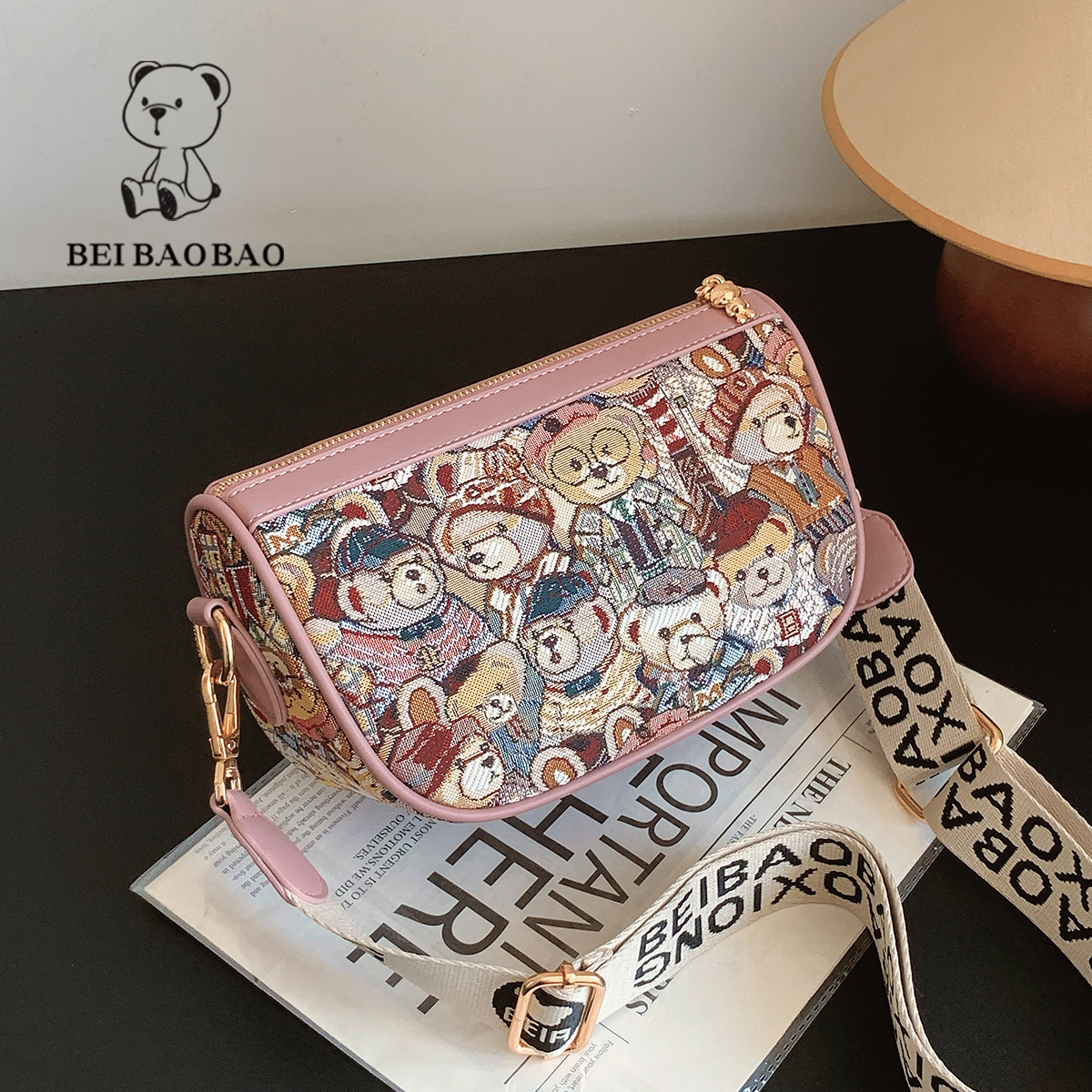 กระเป๋าผู้หญิงสวยๆ กระเป๋าสะพายข้างผู้หญิง กระเป๋าแบรนด์ BEAR BAG กระเป๋าหมีสุดคิ้ว!