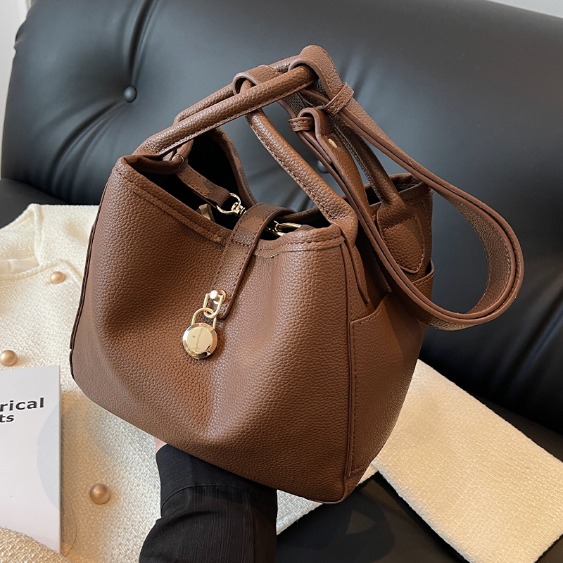 กระเป๋าผู้หญิงสวยๆ กระเป๋าสะพายข้างผู้หญิง กระเป๋าแบรนด์COOL BAG