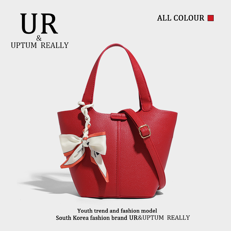 กระเป๋าผู้หญิงสวยๆ กระเป๋าสะพายข้างผู้หญิง กระเป๋าแบรนด์ BEAR BAG กระเป๋าหมีสุดคิ้ว!