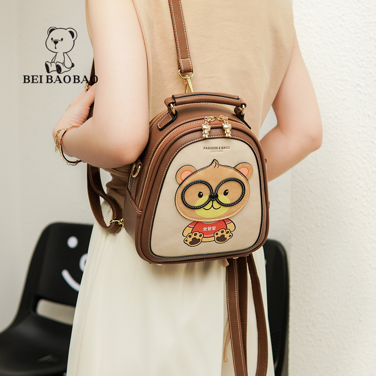 กระเป๋าผู้หญิงสวยๆ กระเป๋าสะพายข้างผู้หญิง กระเป๋าแบรนด์ BEAR BAG กระเป๋าหมีสุดคิ้ว!