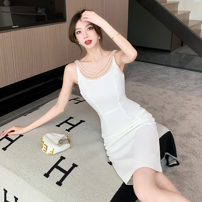 ชุดเดรสยาวสวยๆ สไตล์เกาหลี มีขนาด S M L XL สนใจทักแชท