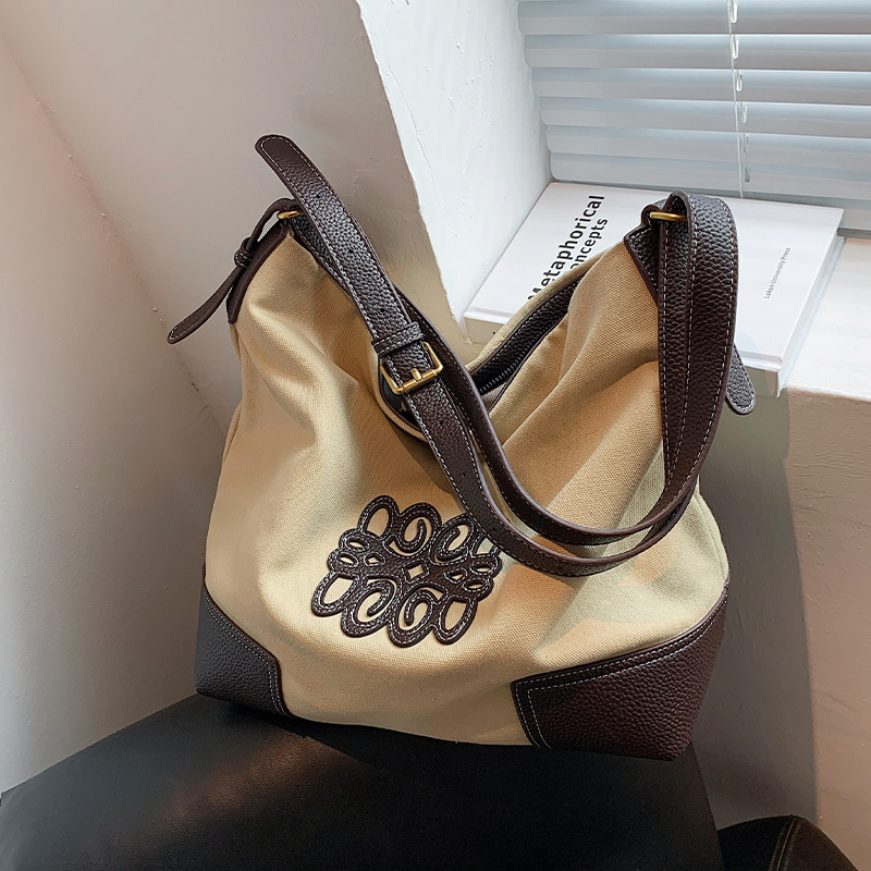 กระเป๋าผู้หญิงสวยๆ กระเป๋าสะพายข้างผู้หญิง กระเป๋าแบรนด์COOL BAG