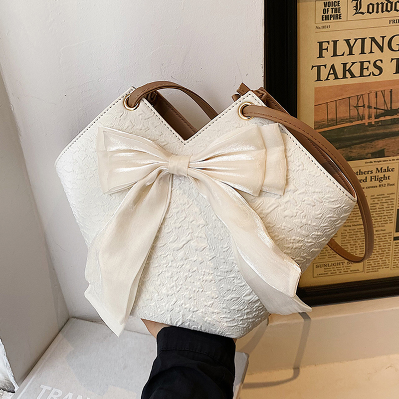 กระเป๋าผู้หญิงสวยๆ กระเป๋าสะพายข้างผู้หญิง กระเป๋าแบรนด์COOL BAG