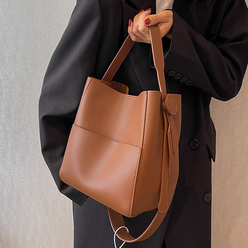 กระเป๋าผู้หญิงสวยๆ กระเป๋าสะพายข้างผู้หญิง กระเป๋าแบรนด์COOL BAG
