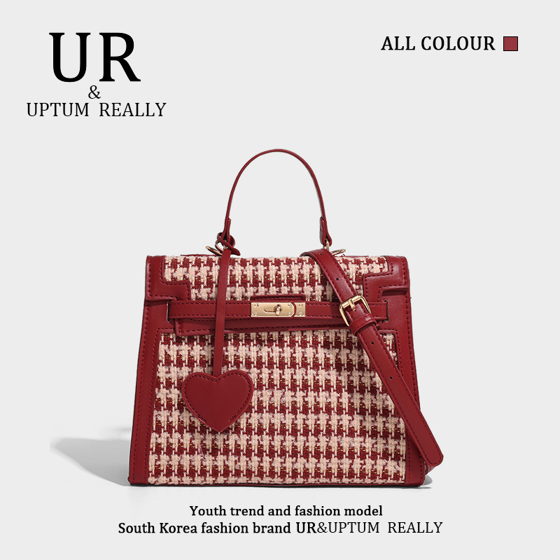 กระเป๋าผู้หญิงสวยๆ กระเป๋าสะพายข้างผู้หญิง กระเป๋าแบรนด์ BEAR BAG กระเป๋าหมีสุดคิ้ว!