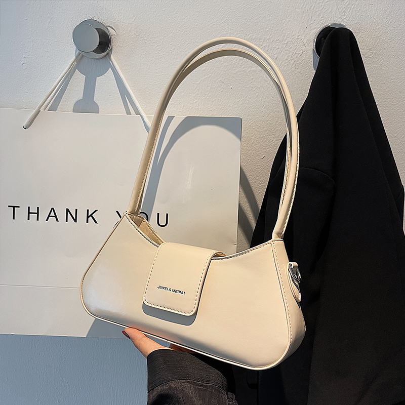 กระเป๋าผู้หญิงสวยๆ กระเป๋าสะพายข้างผู้หญิง กระเป๋าแบรนด์COOL BAG