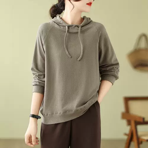 เสื้อยืดแขนยาว มีฮู้ด มีขนาด S M L XL สนใจทักแชท