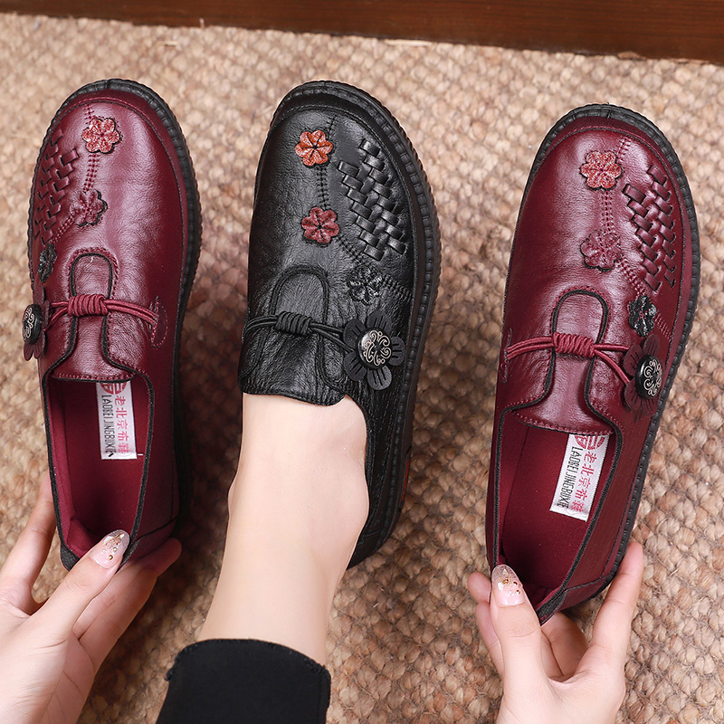 รองเท้าผ้าใบผู้หญิง ใส่สบาย รองเท้าผ้าใบใส่เที่ยวผู้หญิง มีSIZE 35 36 37 38 39 40