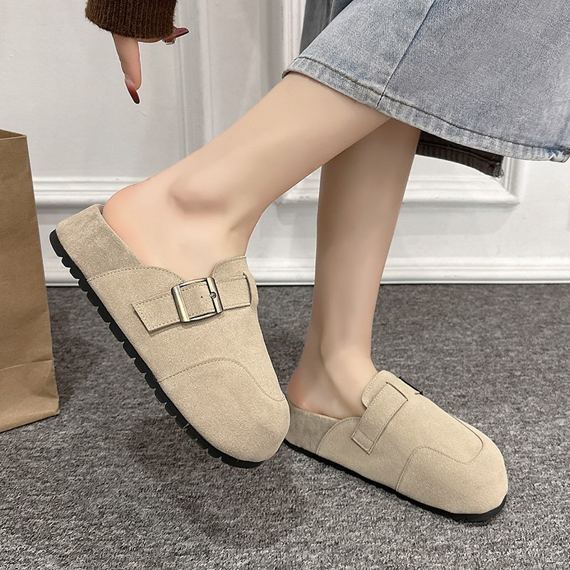 รองเท้าแฟชั่นผู้หญิงส้นเตี้ย ใส่สบาย มีขนาดให้สั่งซื้อ 35 36 37 38 39 40 สนใจทักแชท ฟรีค่าส่ง!