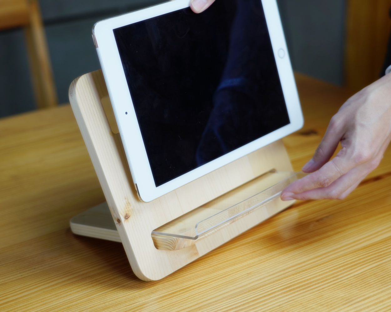 Wood Stand S (208-01)