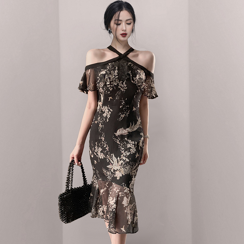 ชุดเดรสยาวสวยๆ สไตล์เกาหลี มีขนาด S M L XL สนใจทักแชท