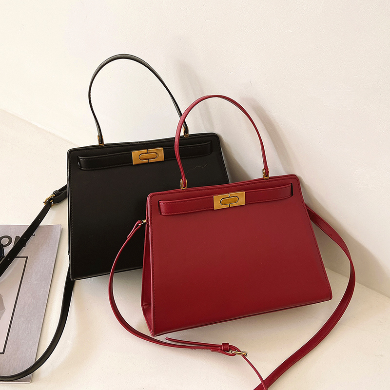 กระเป๋าผู้หญิงสวยๆ กระเป๋าสะพายข้างผู้หญิง กระเป๋าแบรนด์COOL BAG