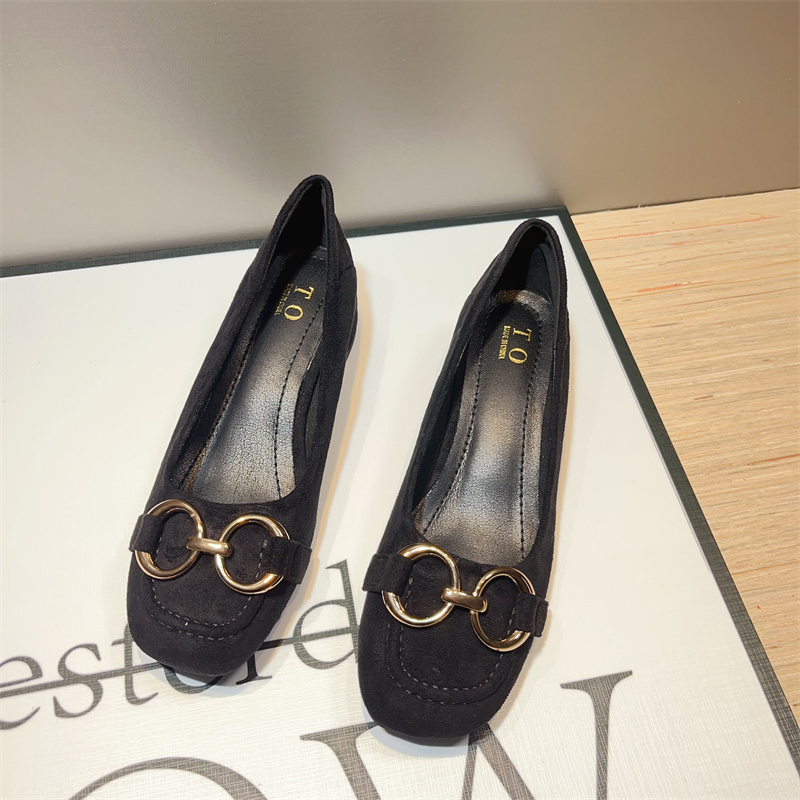 รองเท้าคัทชูผู้หญิงส้นเตี้ย ใส่สบาย มีขนาด35-40