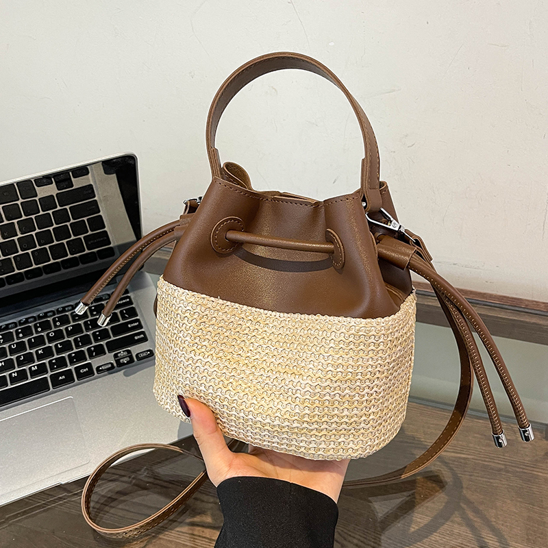 กระเป๋าผู้หญิงสวยๆ กระเป๋าสะพายข้างผู้หญิง กระเป๋าแบรนด์COOL BAG